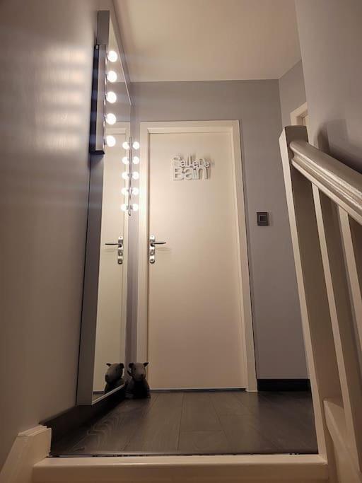Duplex Art Place, Olympics 2024 Les Clayes-Sous-Bois Bagian luar foto